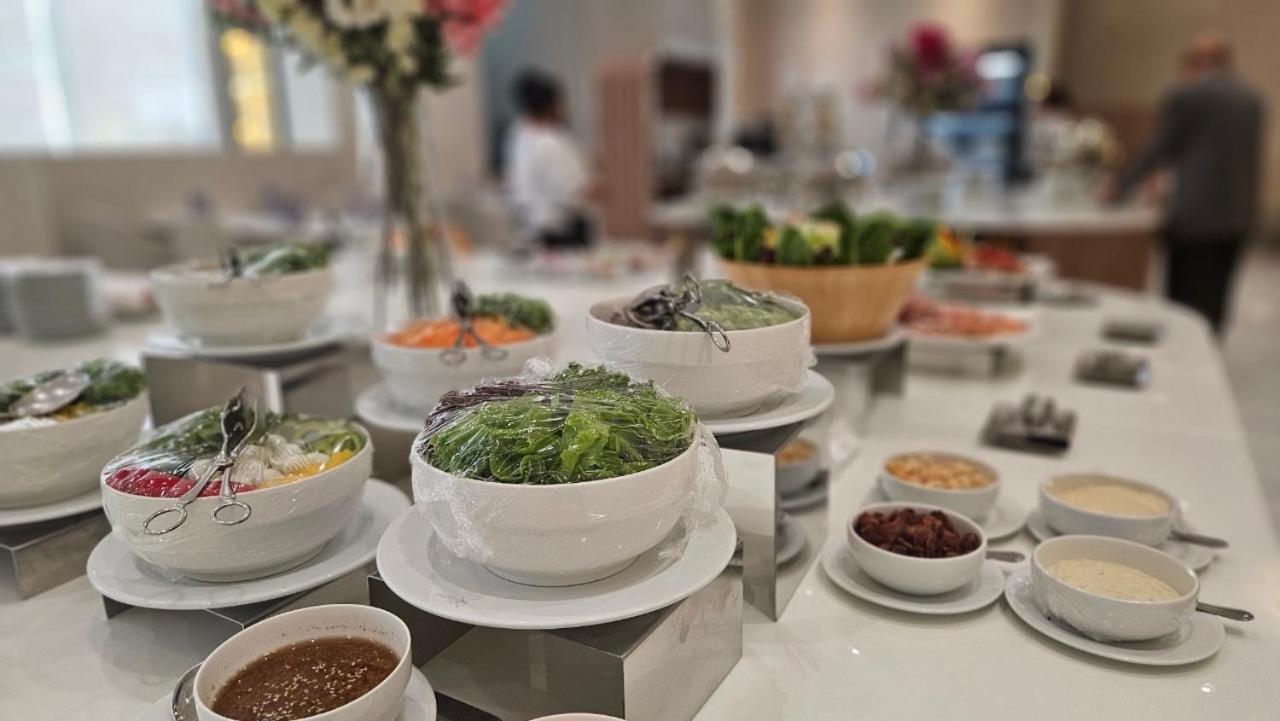 The Four Wings Hotel Bangkok Ngoại thất bức ảnh